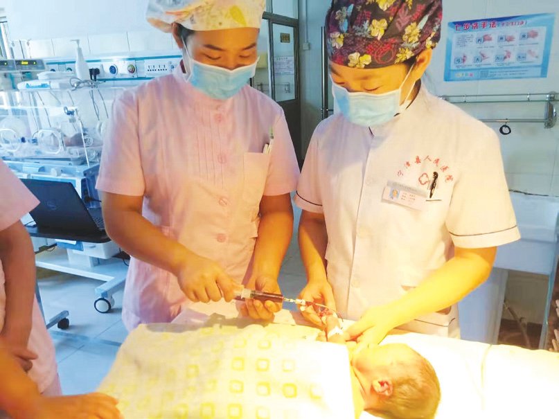 乌什县妇婴监护型护送
